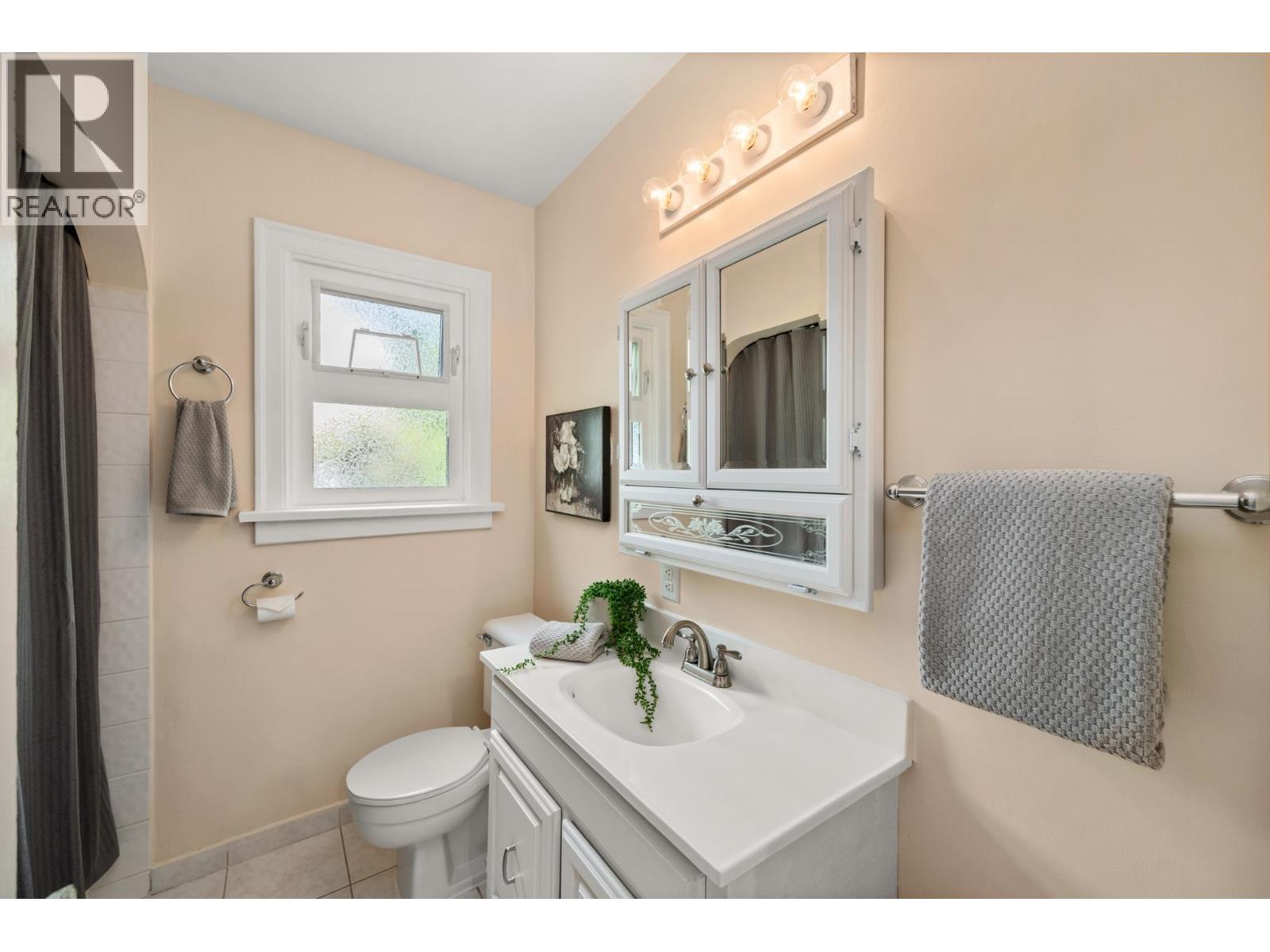 1509 Sixth Avenue, New Westminster, British Columbia  V3M 2C5 - Photo 16 - R3036085
