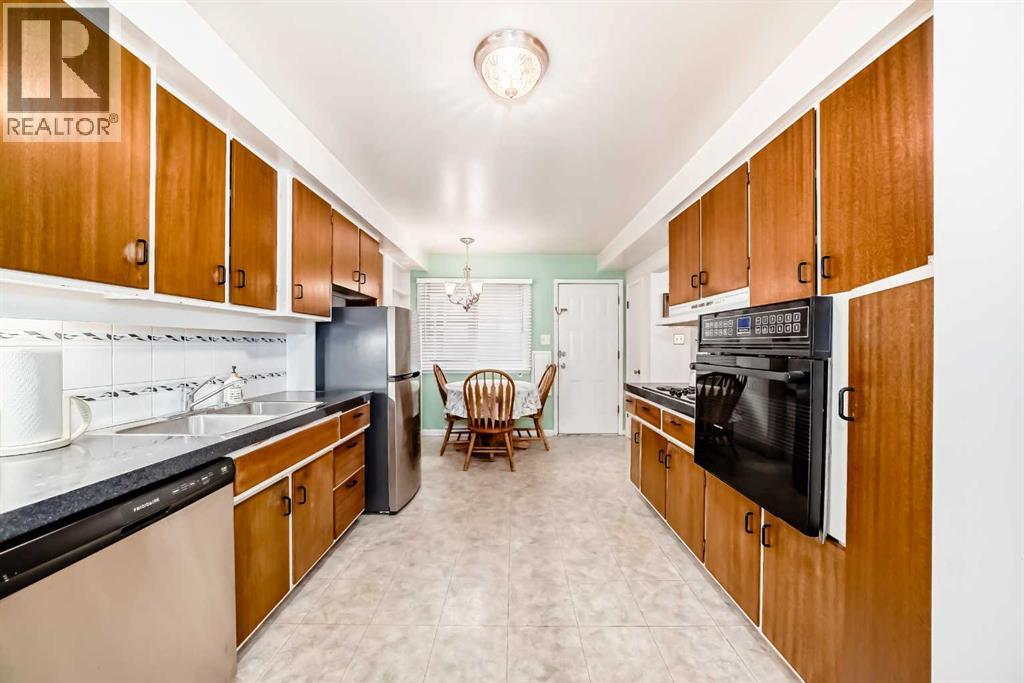 5113 5 Street Sw, Calgary, Alberta  T2V 1A5 - Photo 5 - A2263024