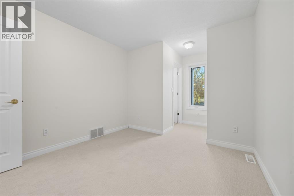 2113 Broadview Road Nw, Calgary, Alberta  T2N 3J1 - Photo 34 - A2262956
