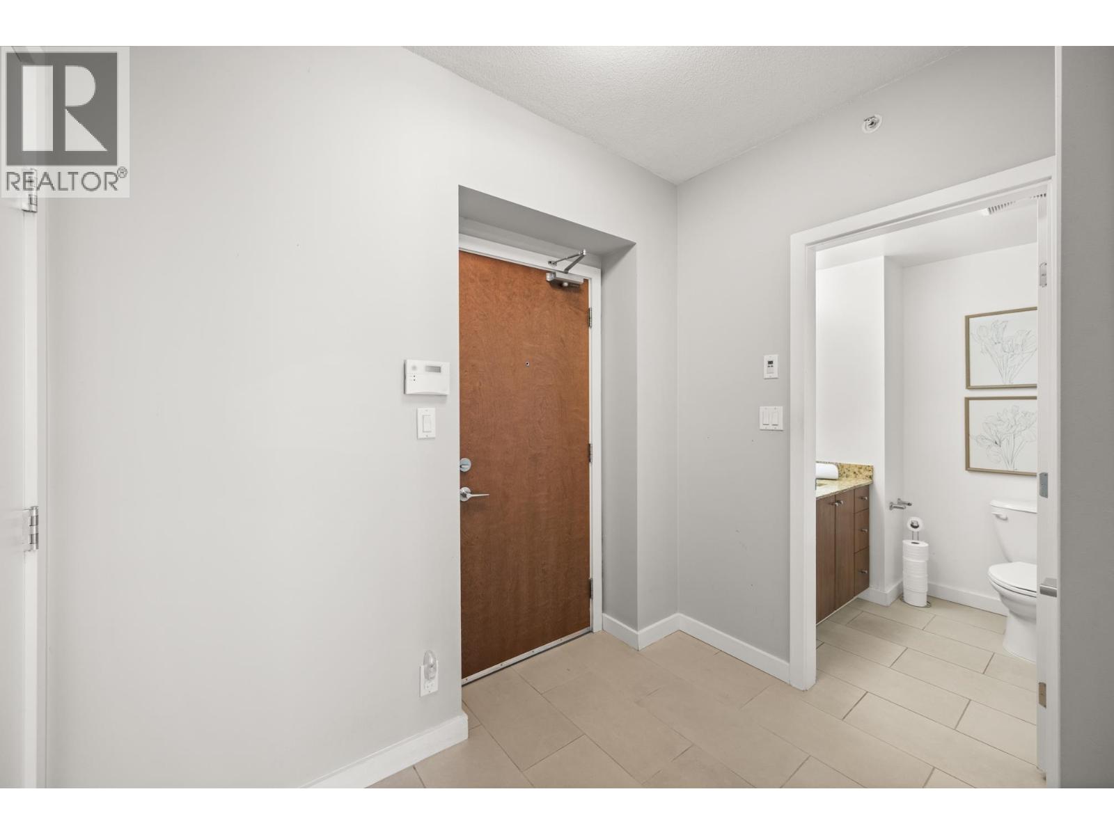 2103 280 Ross Drive, New Westminster, British Columbia  V3L 0C2 - Photo 23 - R3030125
