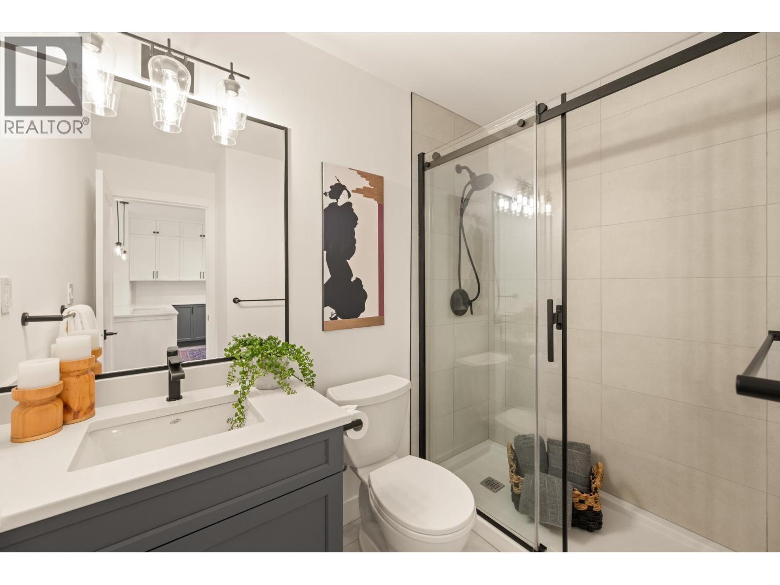 301 285 Ross Drive, New Westminster, British Columbia  V3L 0B9 - Photo 31 - R3054001