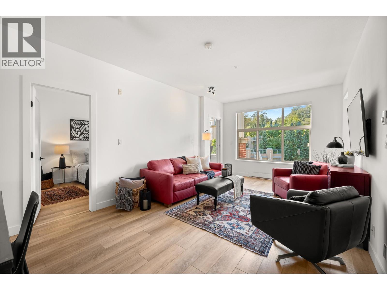 301 285 Ross Drive, New Westminster, British Columbia  V3L 0B9 - Photo 14 - R3054001