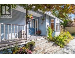 2141 Henlyn Dr John Muir, Sooke, Ca