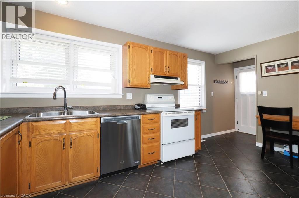 50 Earlscourt Crescent, Woodstock, Ontario  N4S 5H3 - Photo 12 - 40772574
