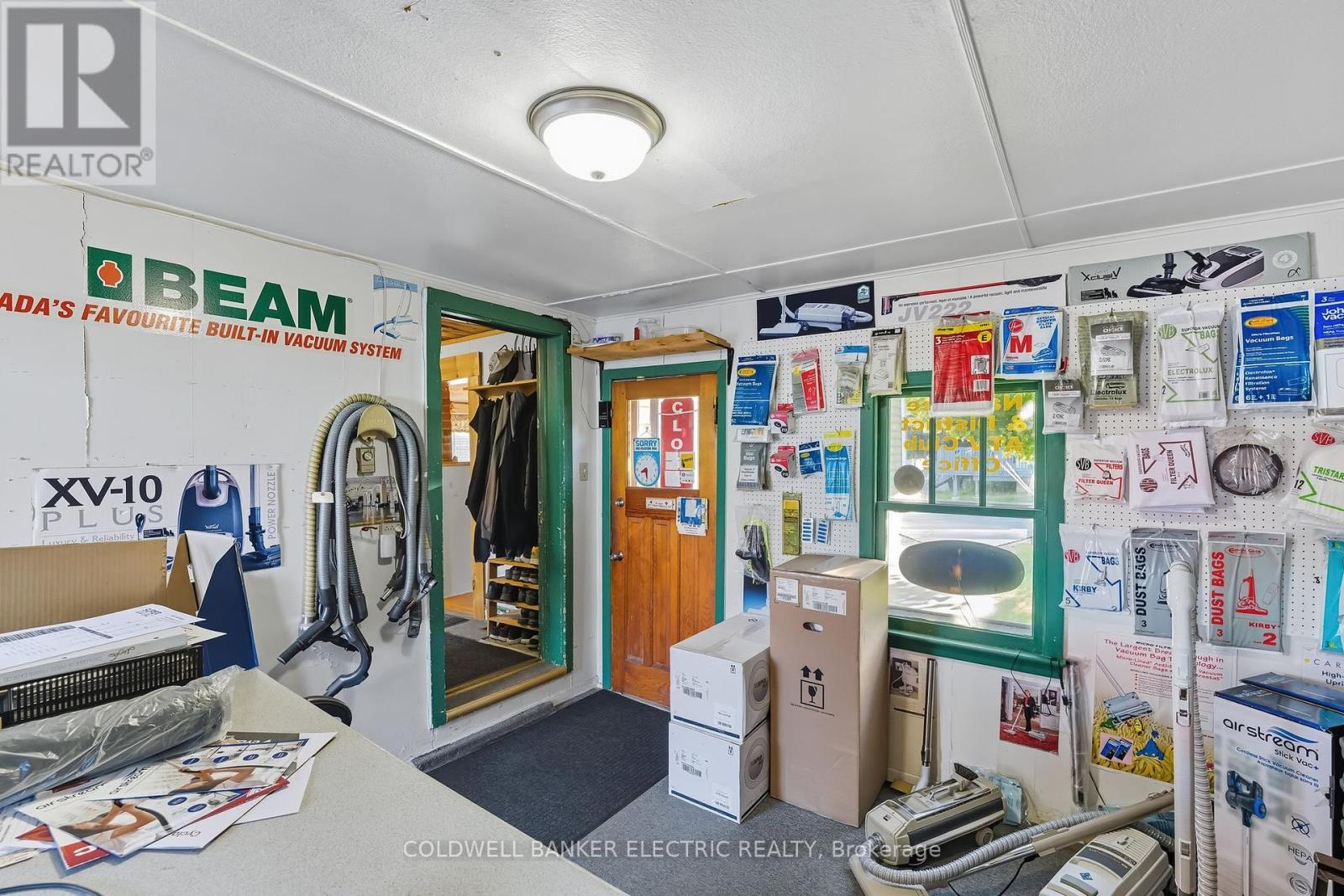 59 Centre Street N, Greater Napanee, Ontario  K7R 1M8 - Photo 10 - X12455719