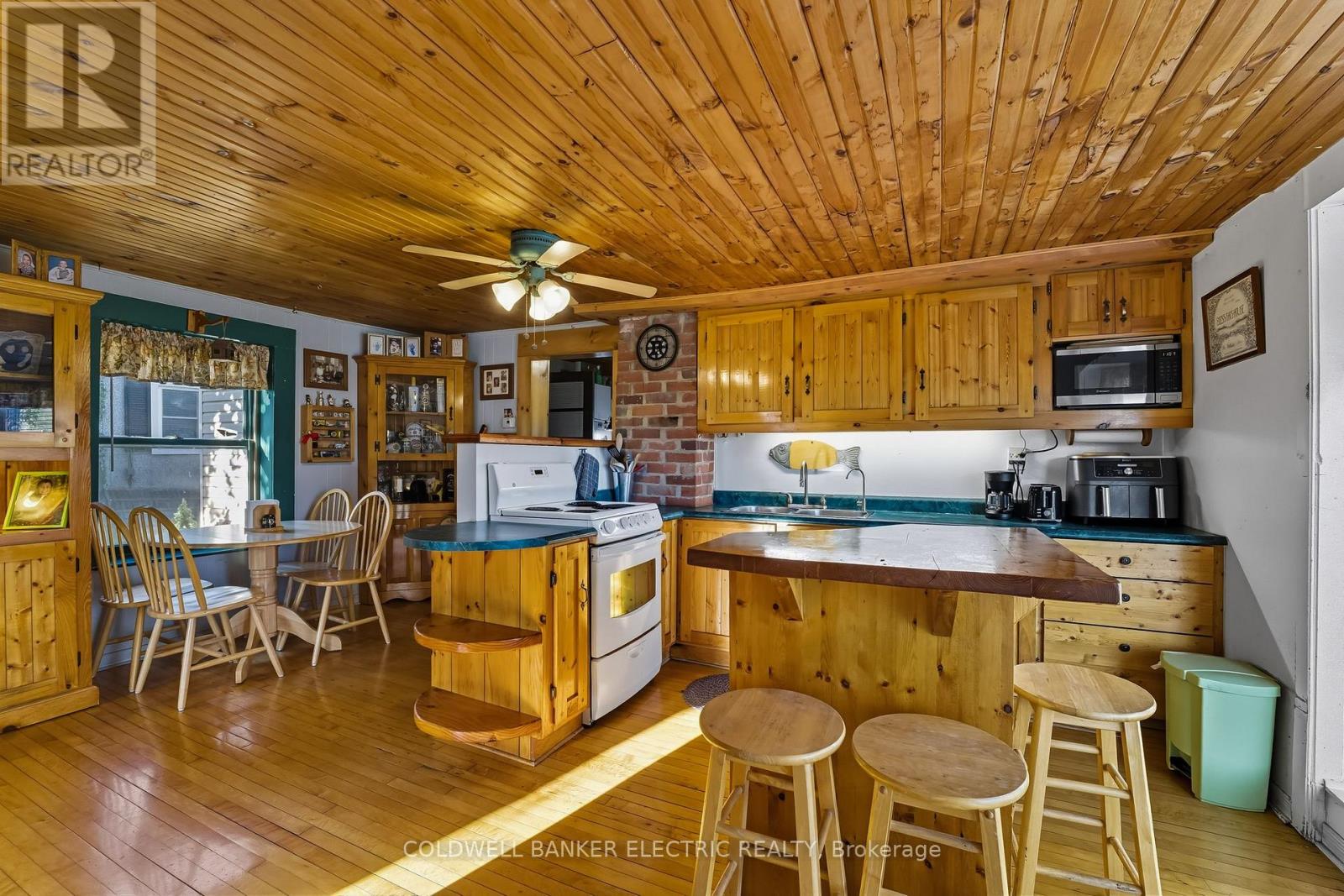 59 Centre Street N, Greater Napanee, Ontario  K7R 1M8 - Photo 24 - X12455719