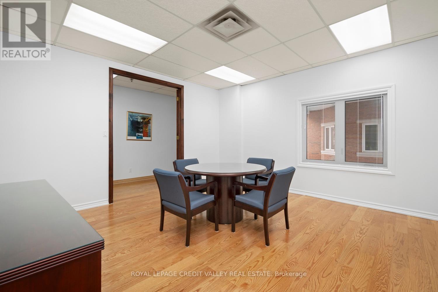 201 - 335 Renfrew Drive, Markham, Ontario  L3R 9S9 - Photo 4 - N12190149