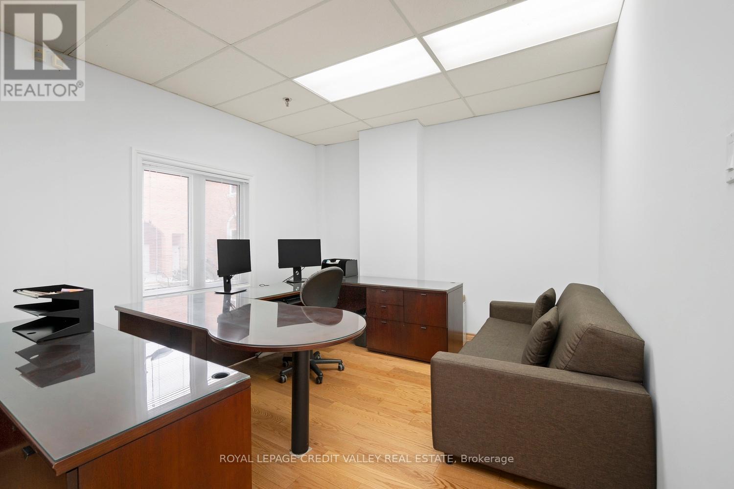 201 - 335 Renfrew Drive, Markham, Ontario  L3R 9S9 - Photo 8 - N12190149