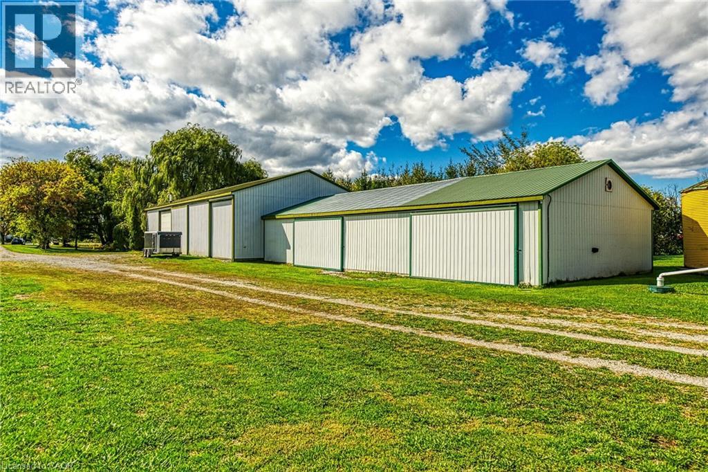 162 Young Road, Dunnville, Ontario  N1A 2W7 - Photo 35 - 40778060