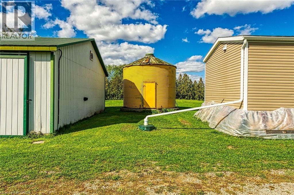 162 Young Road, Dunnville, Ontario  N1A 2W7 - Photo 39 - 40778060