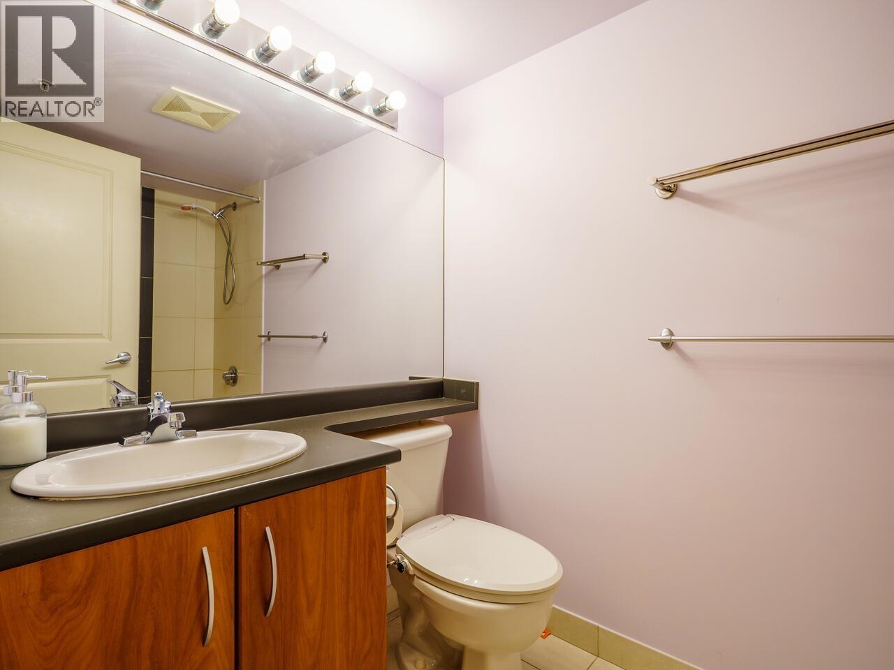 2409 3663 Crowley Drive, Vancouver, British Columbia  V5R 6H4 - Photo 14 - R3055531