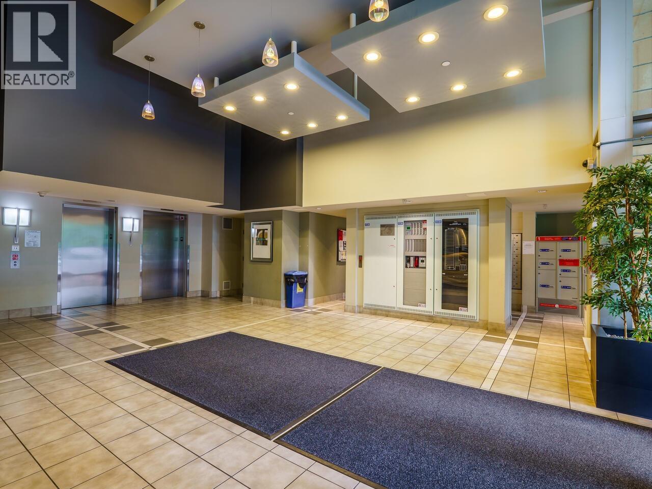 2409 3663 Crowley Drive, Vancouver, British Columbia  V5R 6H4 - Photo 2 - R3055531