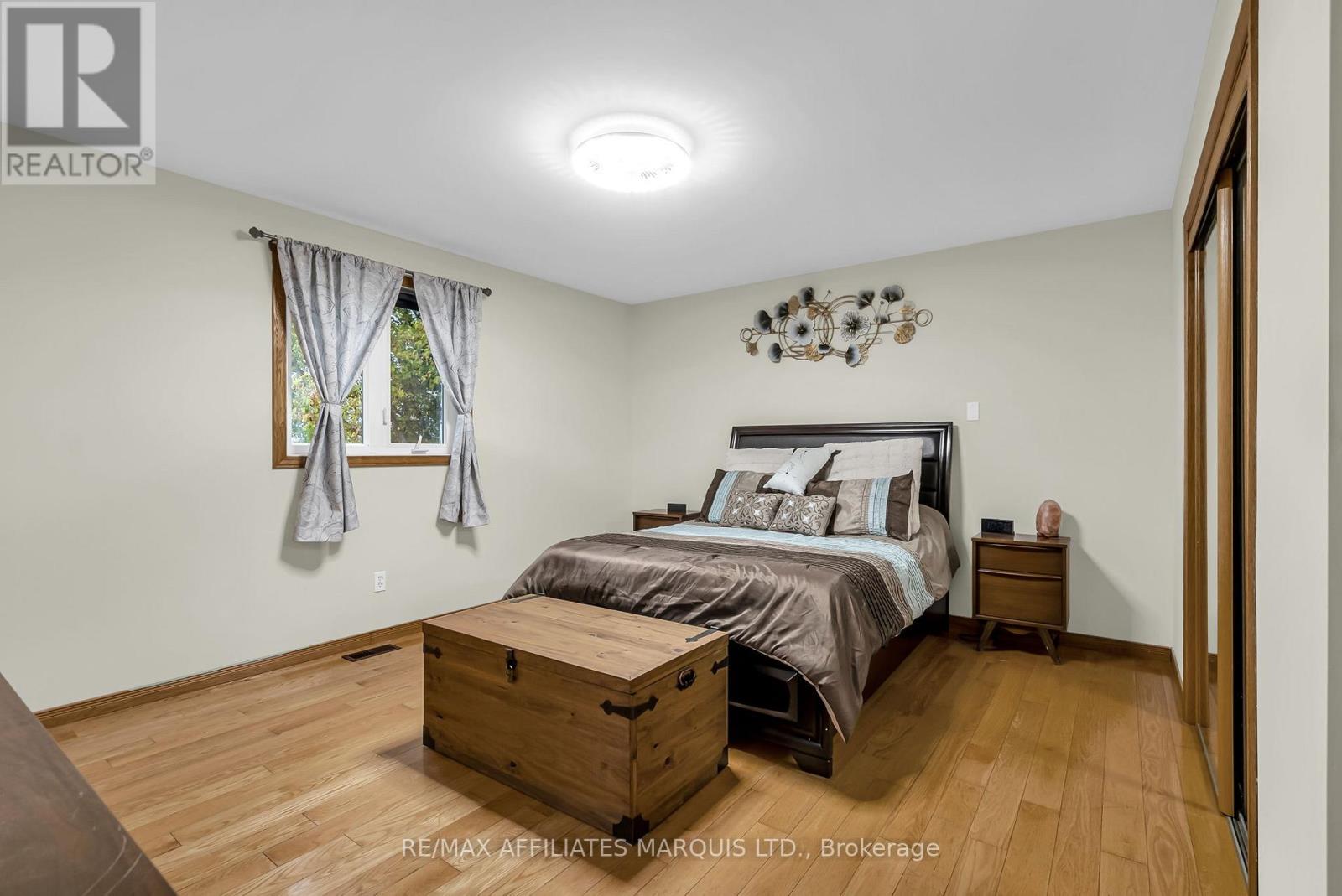 21895 Seguin Mill Street, North Glengarry, Ontario  K0B 1H0 - Photo 13 - X12455717