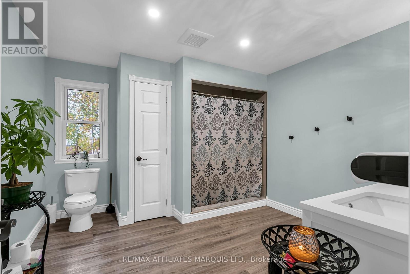 21895 Seguin Mill Street, North Glengarry, Ontario  K0B 1H0 - Photo 18 - X12455717