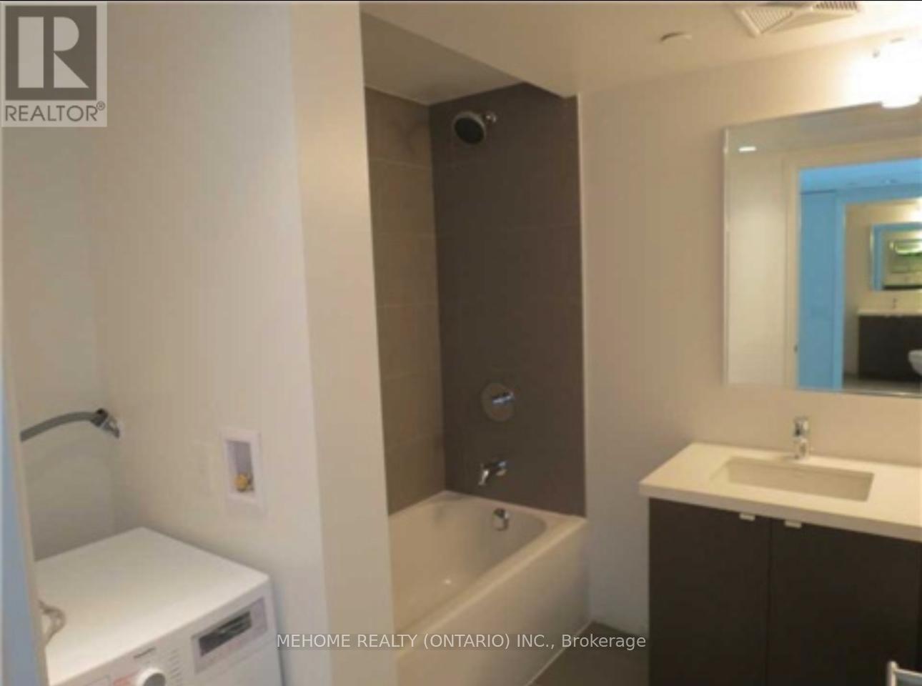 1810 - 155 Yorkville Avenue, Toronto, Ontario  M5R 0B4 - Photo 7 - C12455721