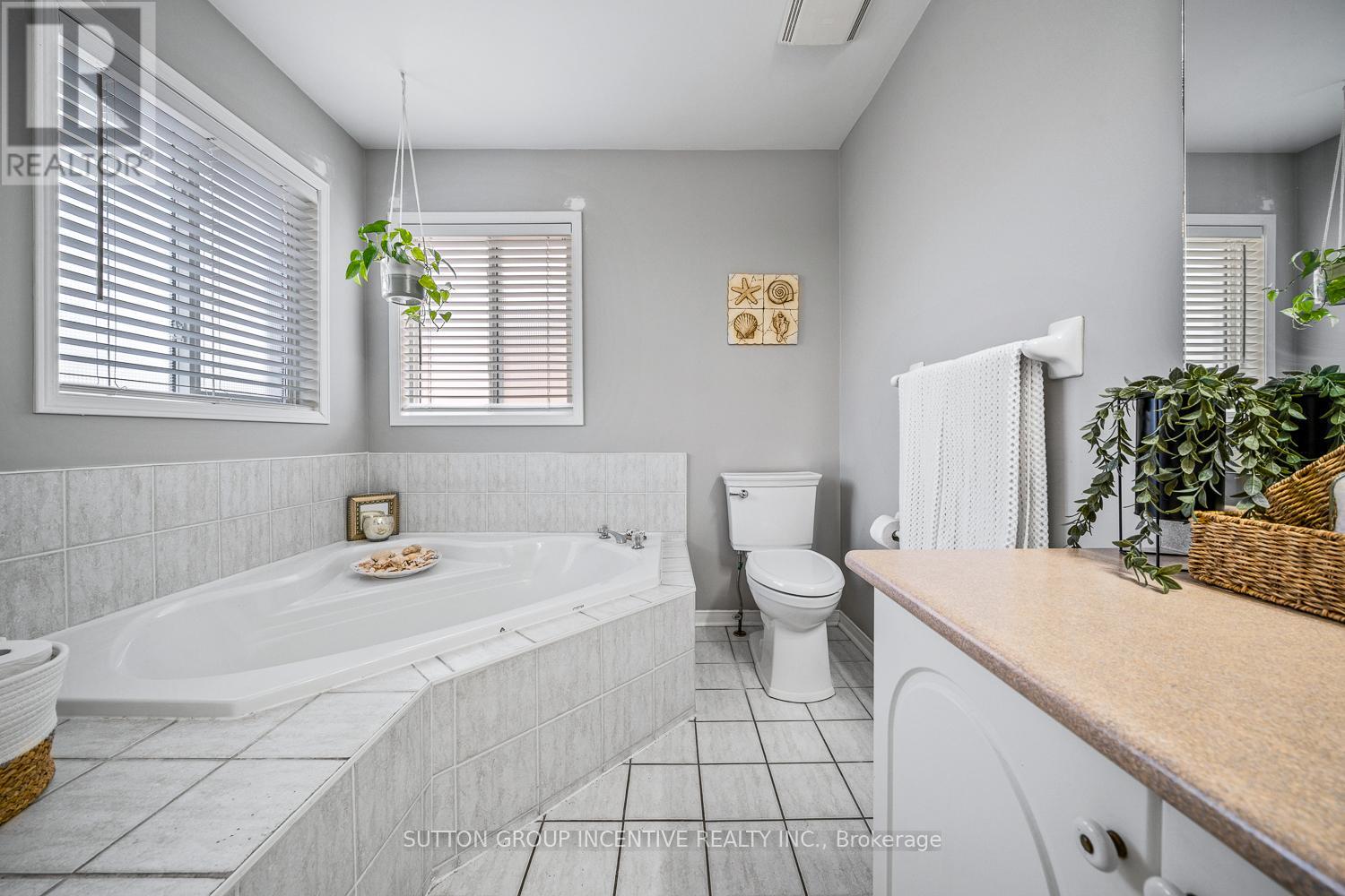 432 Woodsmere Crescent, Pickering, Ontario  L1V 7A4 - Photo 31 - E12455720