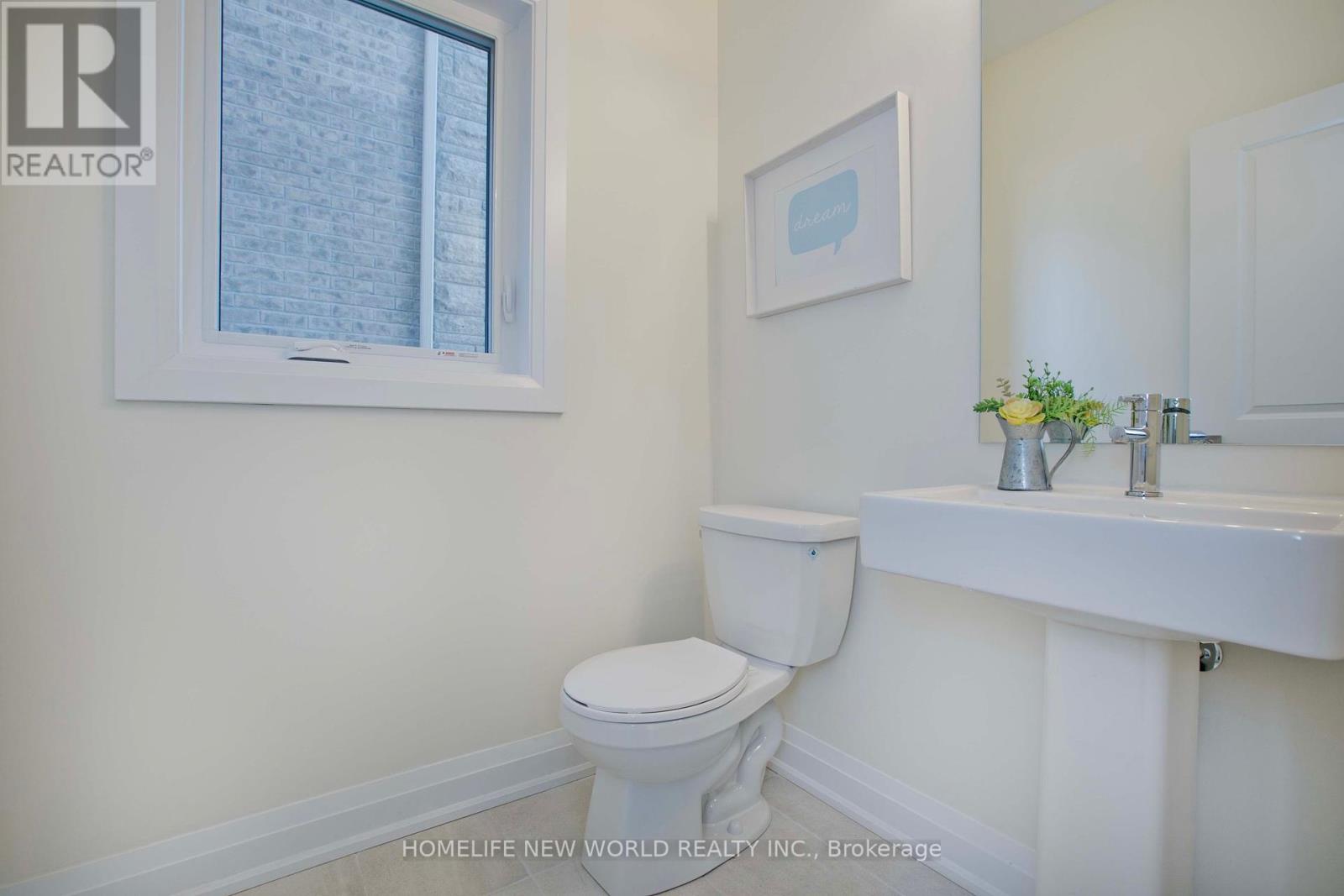 240 Seguin Street, Richmond Hill, Ontario  L4E 2Y5 - Photo 10 - N12455730