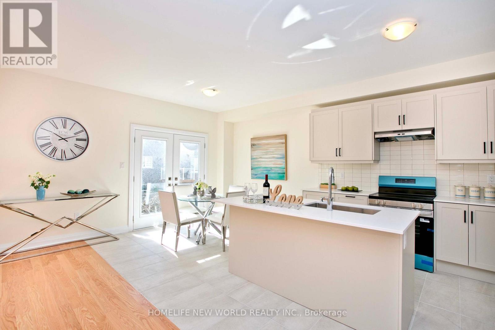 240 Seguin Street, Richmond Hill, Ontario  L4E 2Y5 - Photo 15 - N12455730