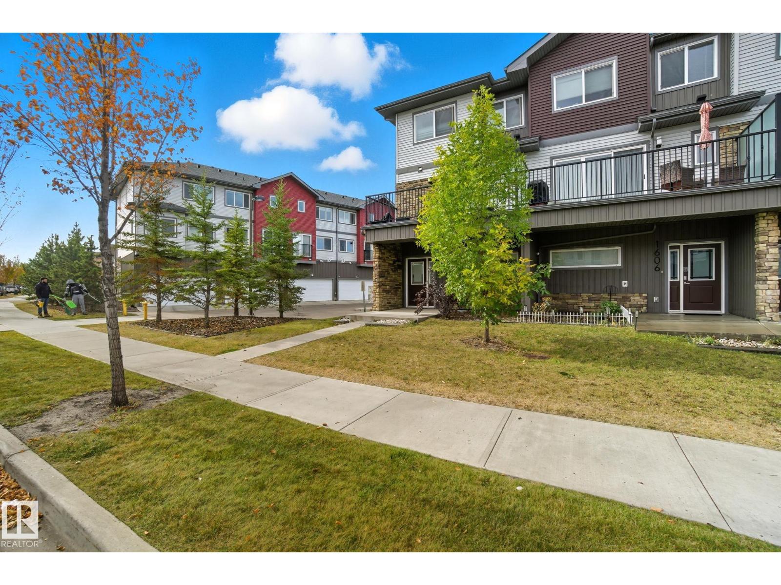 1604 33a St Nw, Edmonton, Alberta  T6T 0Y1 - Photo 3 - E4461602
