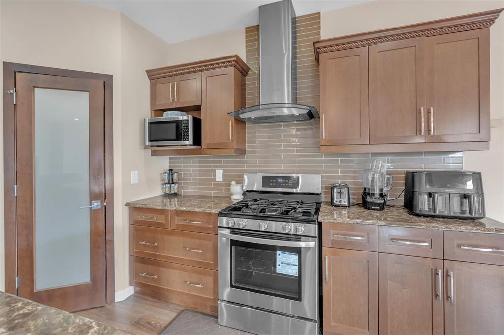 242 Daylan Marshall Gate, Winnipeg, Manitoba  R2P 1X8 - Photo 11 - 202526281