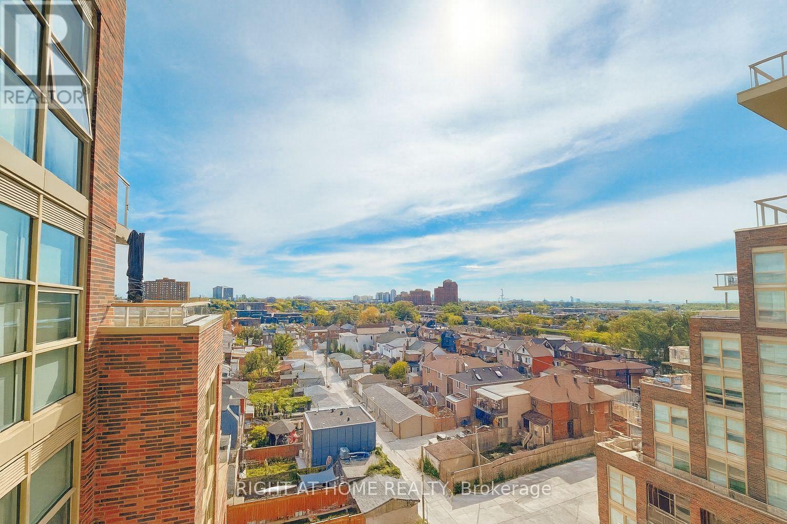 821 - 1787 St Clair Avenue W, Toronto, Ontario  M6N 0B7 - Photo 11 - W12455731