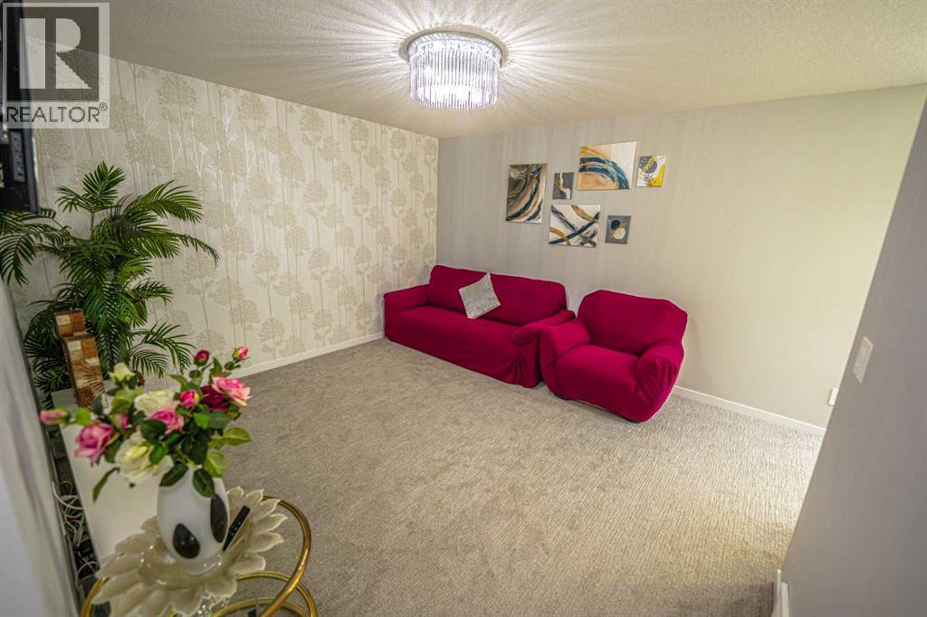 124 Seton Gardens Se, Calgary, Alberta  T3M 2Y8 - Photo 25 - A2260311
