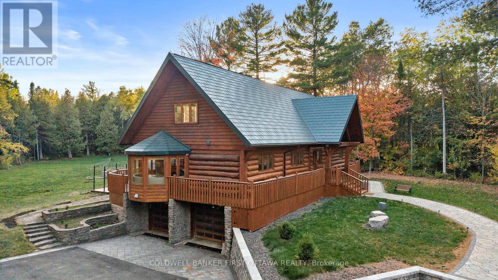9 LUCAS LANE, Ottawa, Ontario