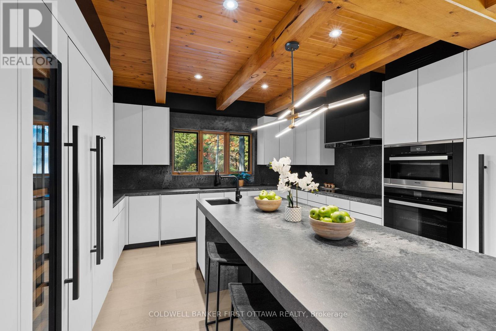 9 Lucas Lane, Ottawa, Ontario  K2S 1S5 - Photo 14 - X12455746