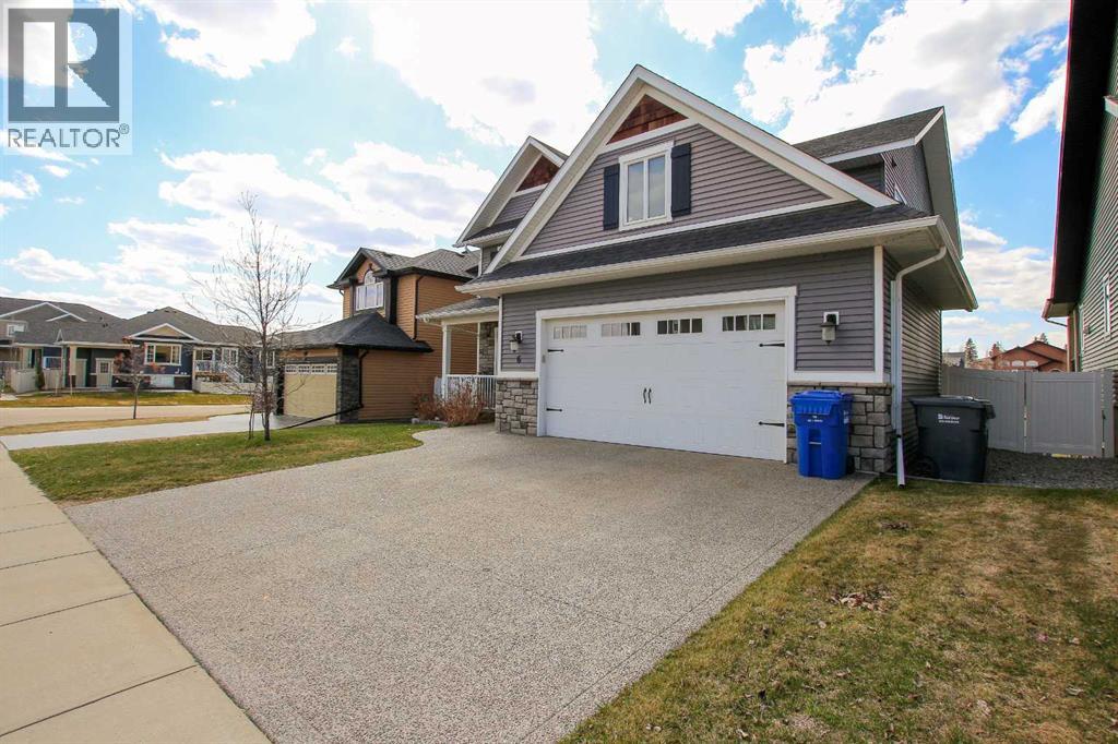 6 Grove Close, Red Deer, Alberta  T4P 0P4 - Photo 2 - A2263525