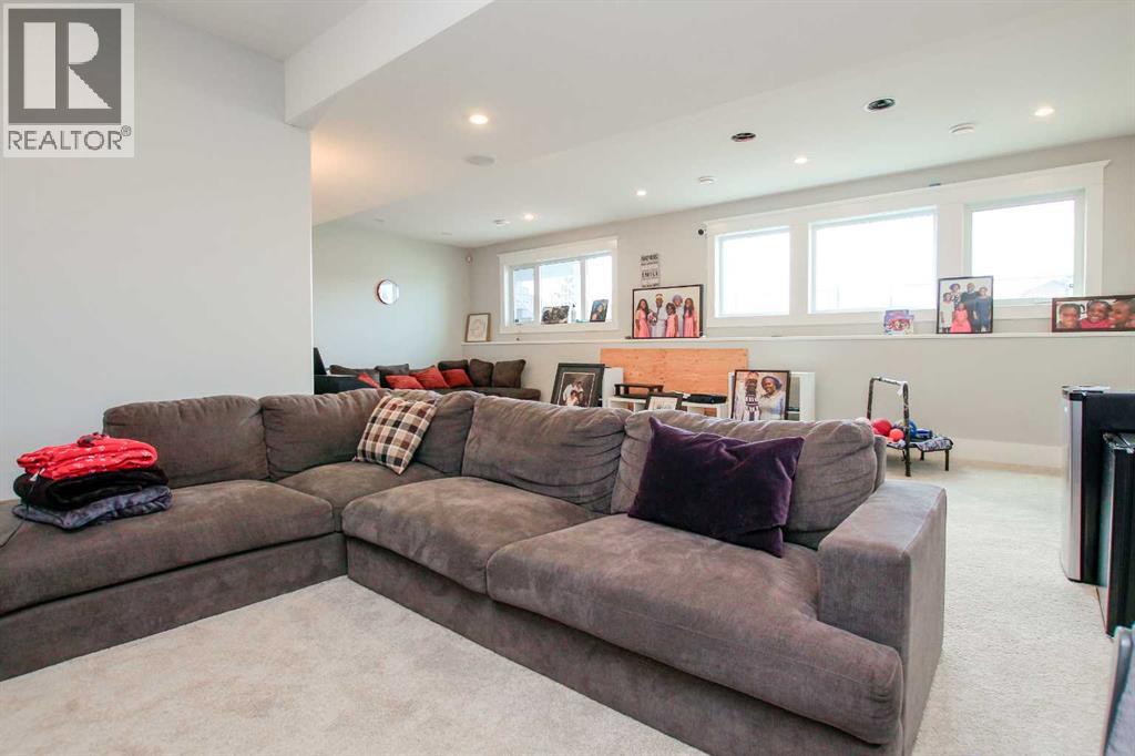 6 Grove Close, Red Deer, Alberta  T4P 0P4 - Photo 40 - A2263525