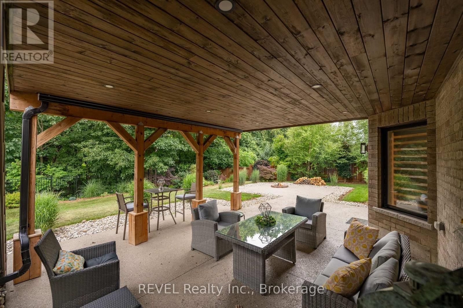 46 Philmori Boulevard, Pelham, Ontario  L0S 1E5 - Photo 50 - X12455754