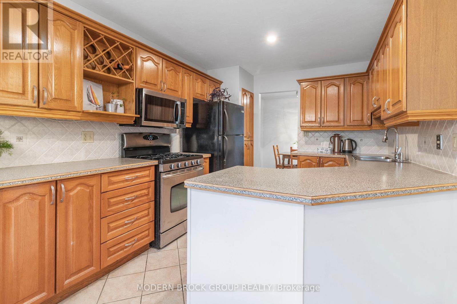 1140 Millwood Avenue, Brockville, Ontario  K6V 6Z6 - Photo 17 - X12455739