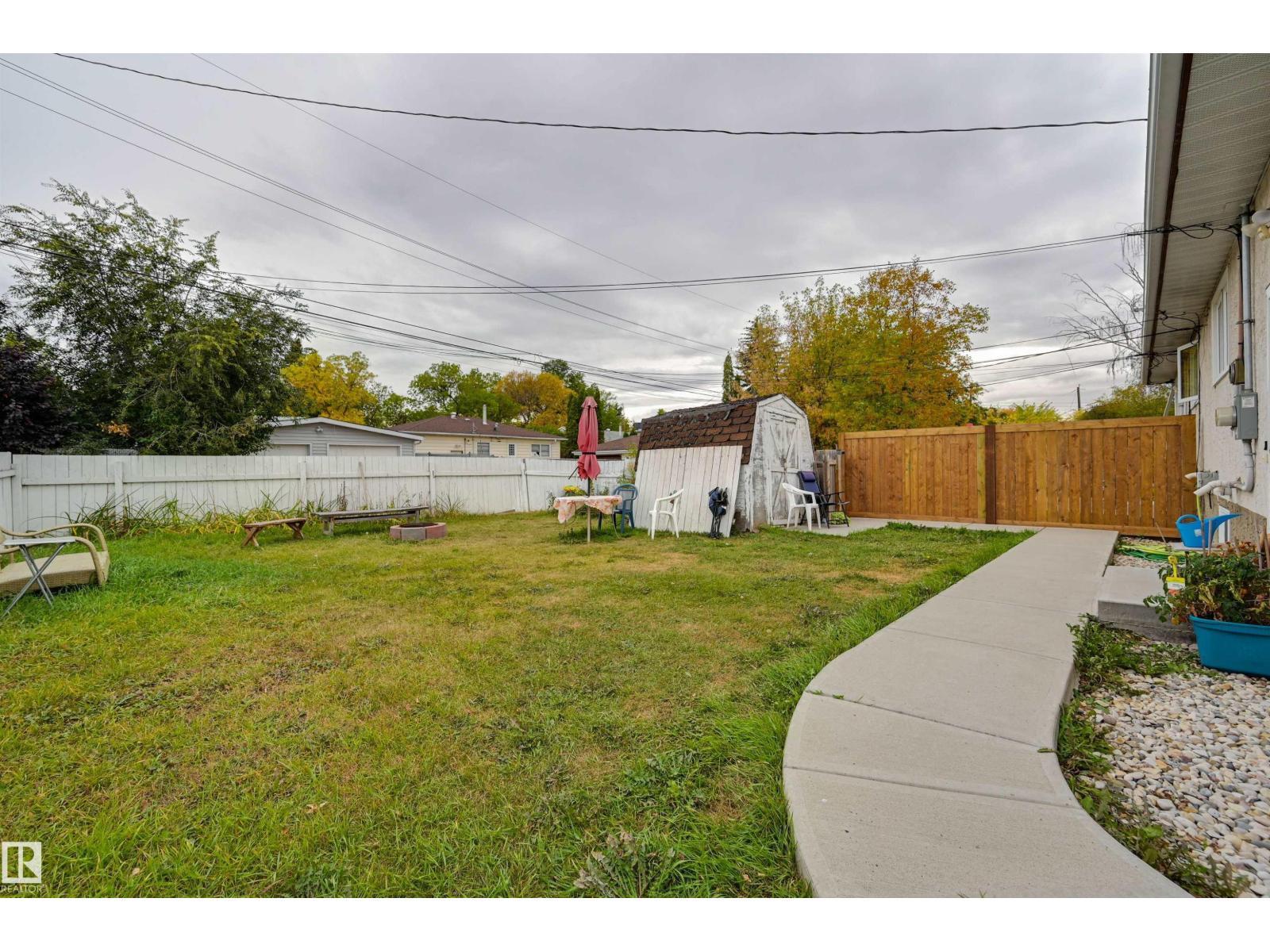 9404 9406 Holyrood Rd Nw, Edmonton, Alberta  T6C 4H4 - Photo 39 - E4461609