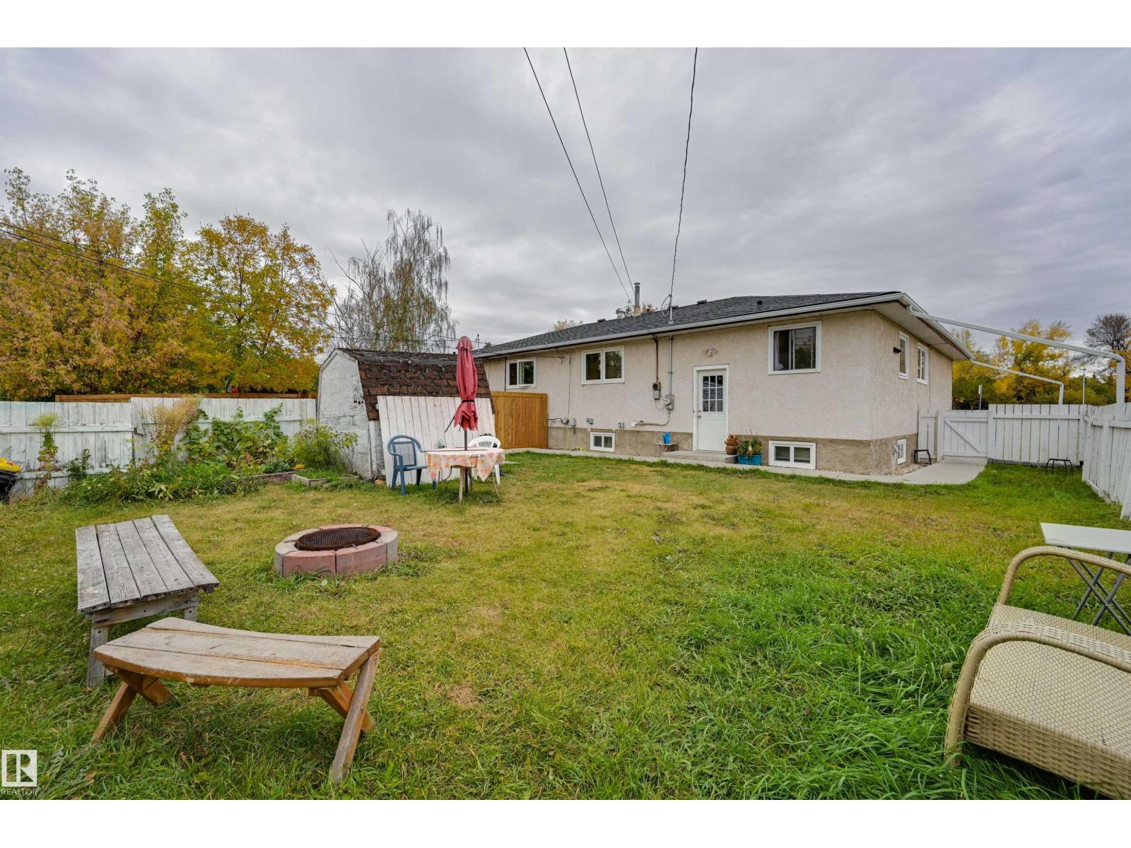 9404 9406 Holyrood Rd Nw, Edmonton, Alberta  T6C 4H4 - Photo 40 - E4461609