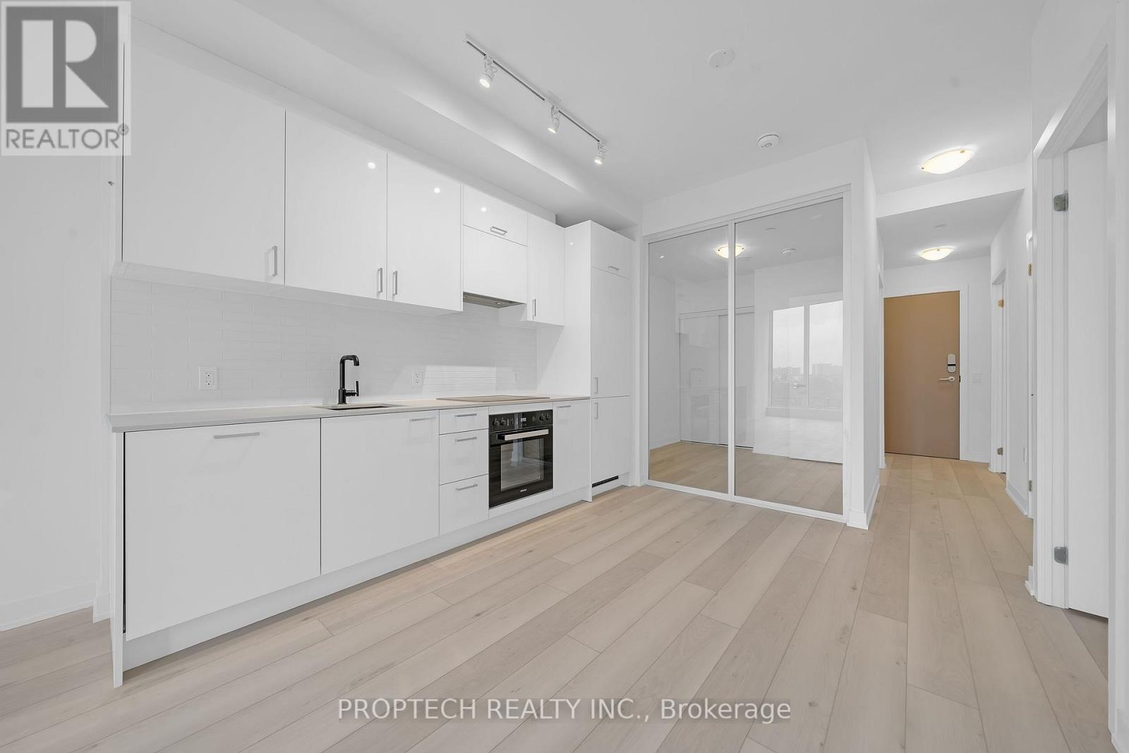 603 - 1 Kyle Lowry Road, Toronto, Ontario  M3C 0S6 - Photo 6 - C12455744