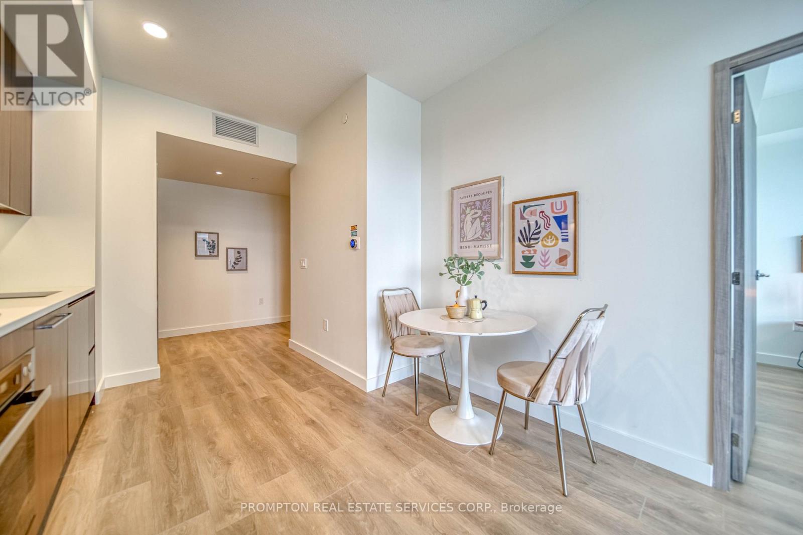 1515 - 85 Mcmahon Drive, Toronto, Ontario  M2K 0H1 - Photo 7 - C12455756