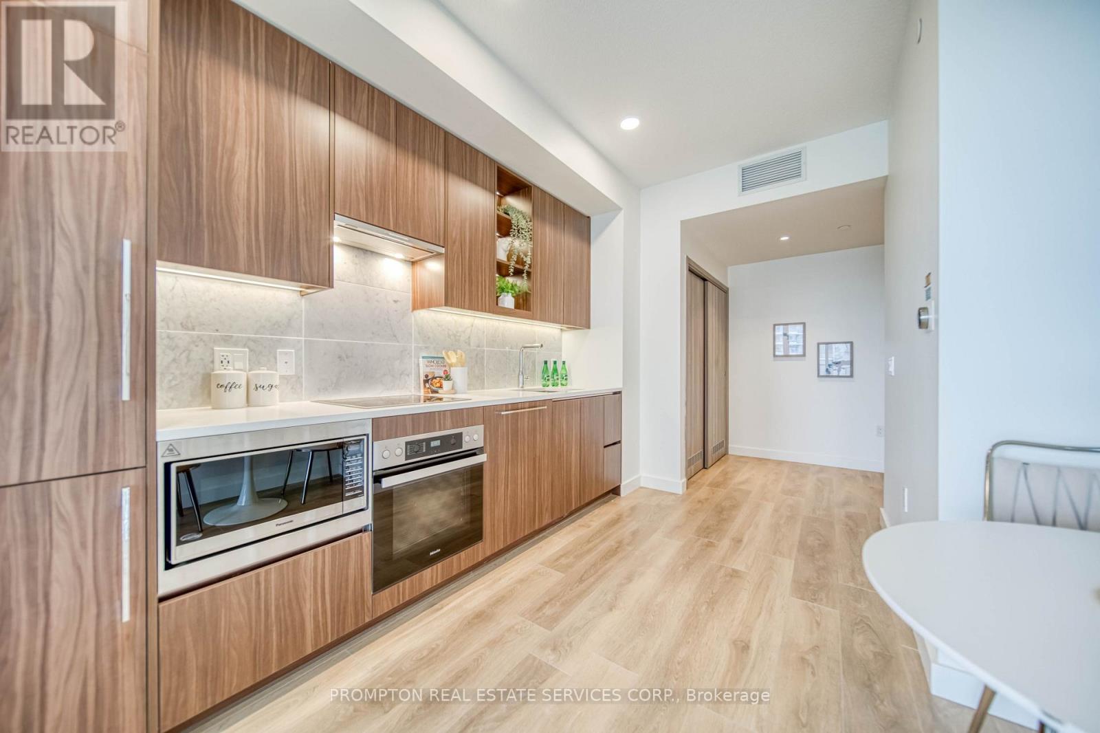 1515 - 85 Mcmahon Drive, Toronto, Ontario  M2K 0H1 - Photo 9 - C12455756