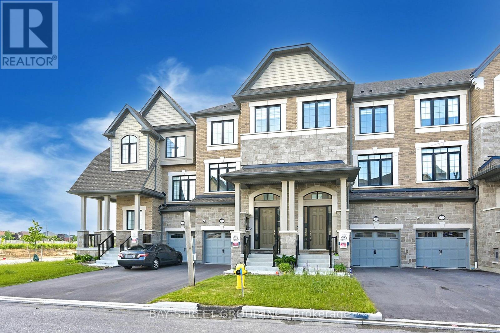 20 Morrison Crescent, Whitby, Ontario  L1P 1V4 - Photo 3 - E12455736