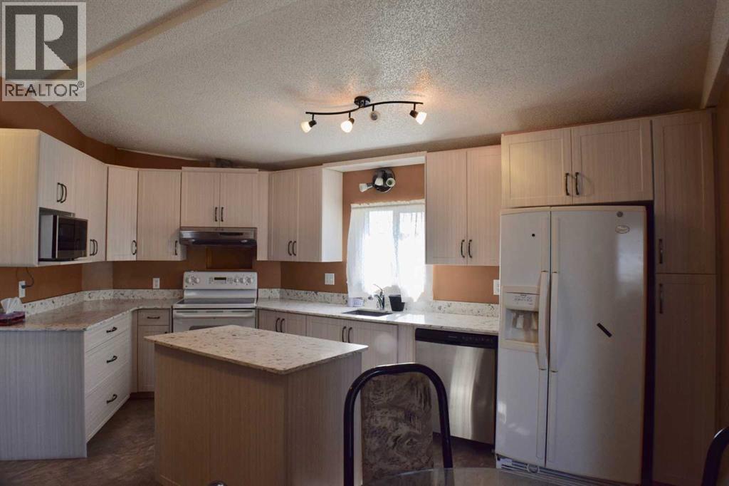 13 East Loop, Joffre, Alberta  T4L 2N2 - Photo 10 - A2260455