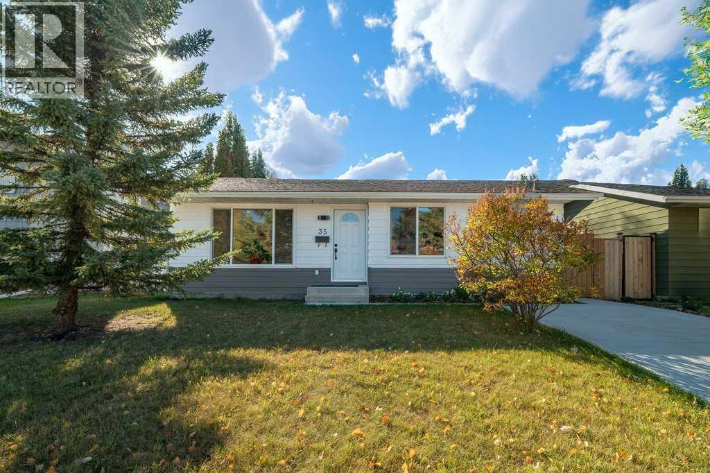 35 Cole Street, Red Deer, Alberta  T4P 2E5 - Photo 1 - A2261095