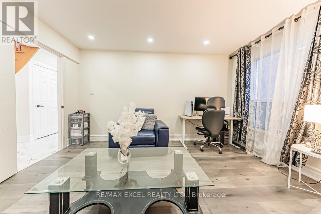 311 Conley Street, Vaughan, Ontario  L4J 2Z3 - Photo 17 - N12455753