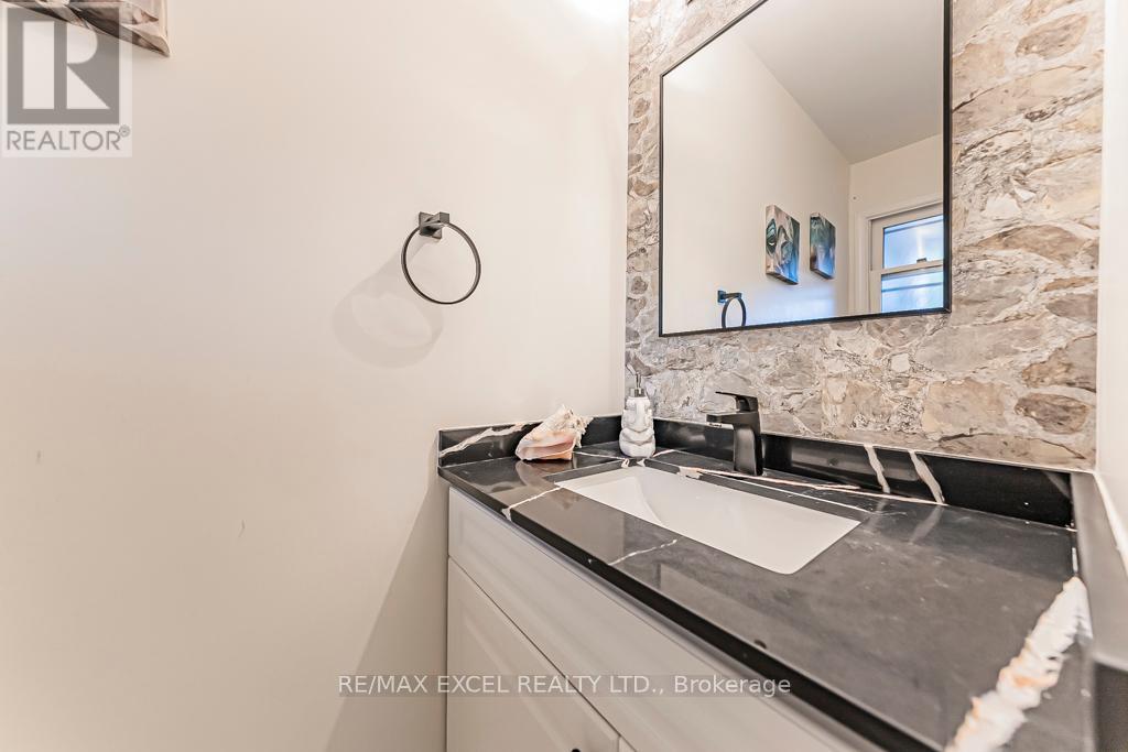 311 Conley Street, Vaughan, Ontario  L4J 2Z3 - Photo 20 - N12455753
