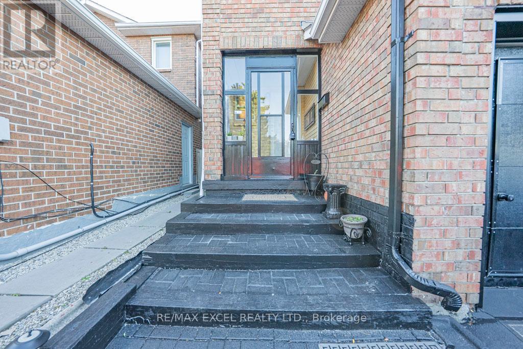 311 Conley Street, Vaughan, Ontario  L4J 2Z3 - Photo 41 - N12455753