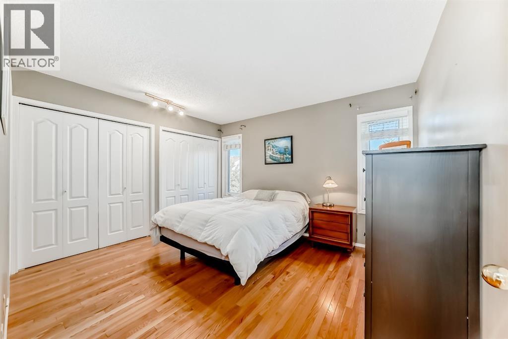 68 Woodmark Crescent Sw, Calgary, Alberta  T2w 4z2 - Photo 20 - A2263557