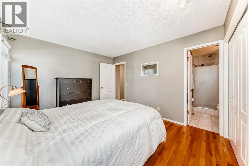 68 Woodmark Crescent Sw, Calgary, Alberta  T2w 4z2 - Photo 22 - A2263557