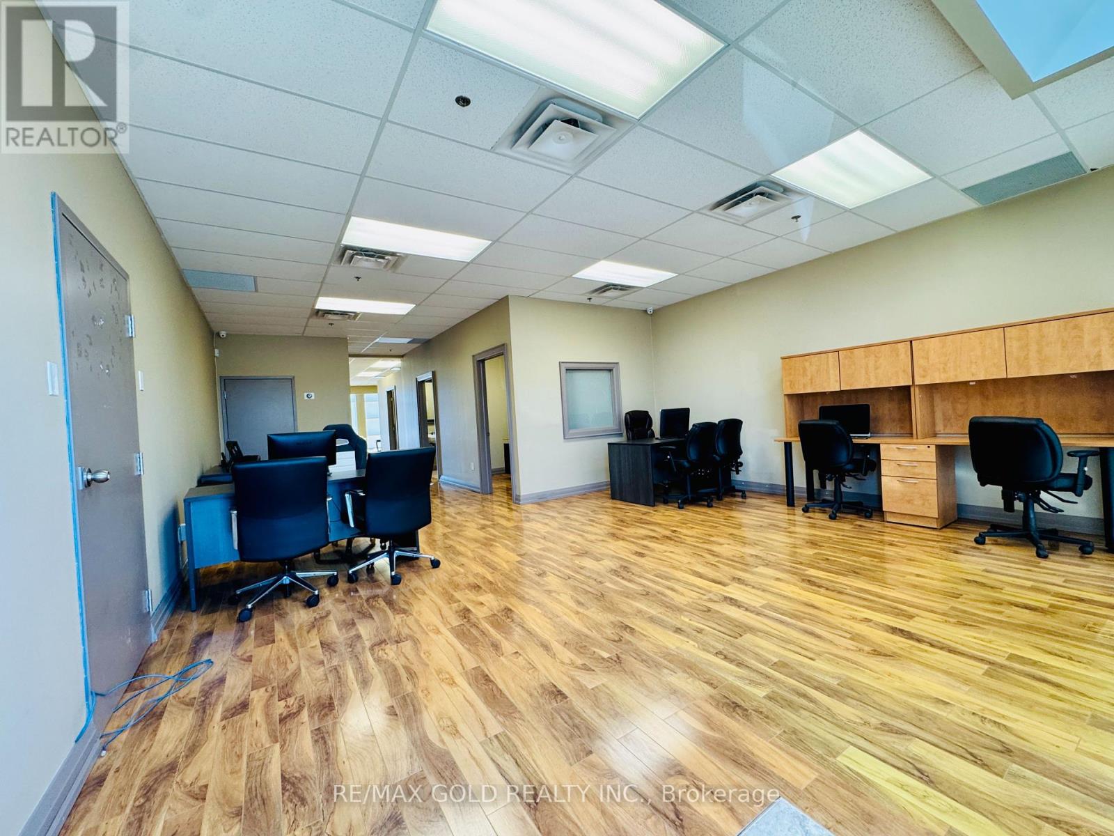 121a- 122a - 2980 Drew Road, Mississauga, Ontario  L4T 0A7 - Photo 6 - W12455738