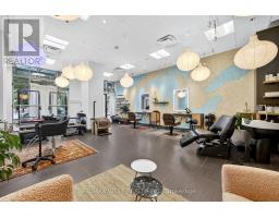 921 BAY ST. STREET, Toronto, Ontario