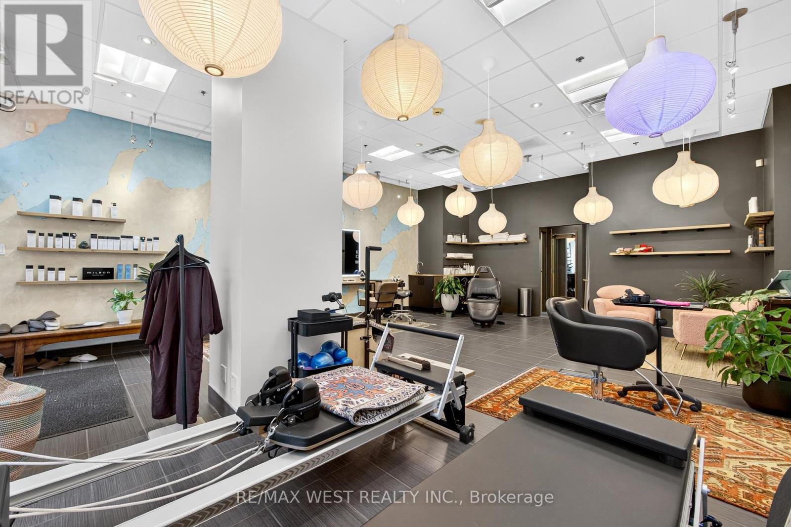 921 Bay St. Street, Toronto, Ontario  M5S 3L6 - Photo 20 - C12455553