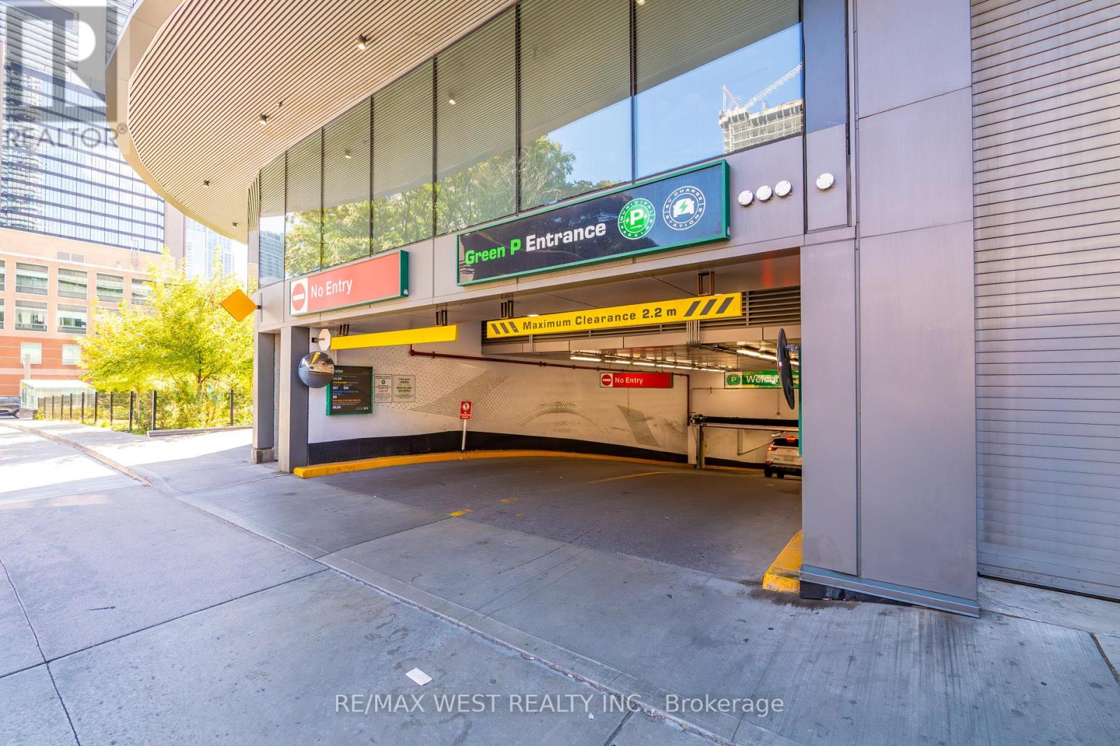 921 Bay St. Street, Toronto, Ontario  M5S 3L6 - Photo 40 - C12455553