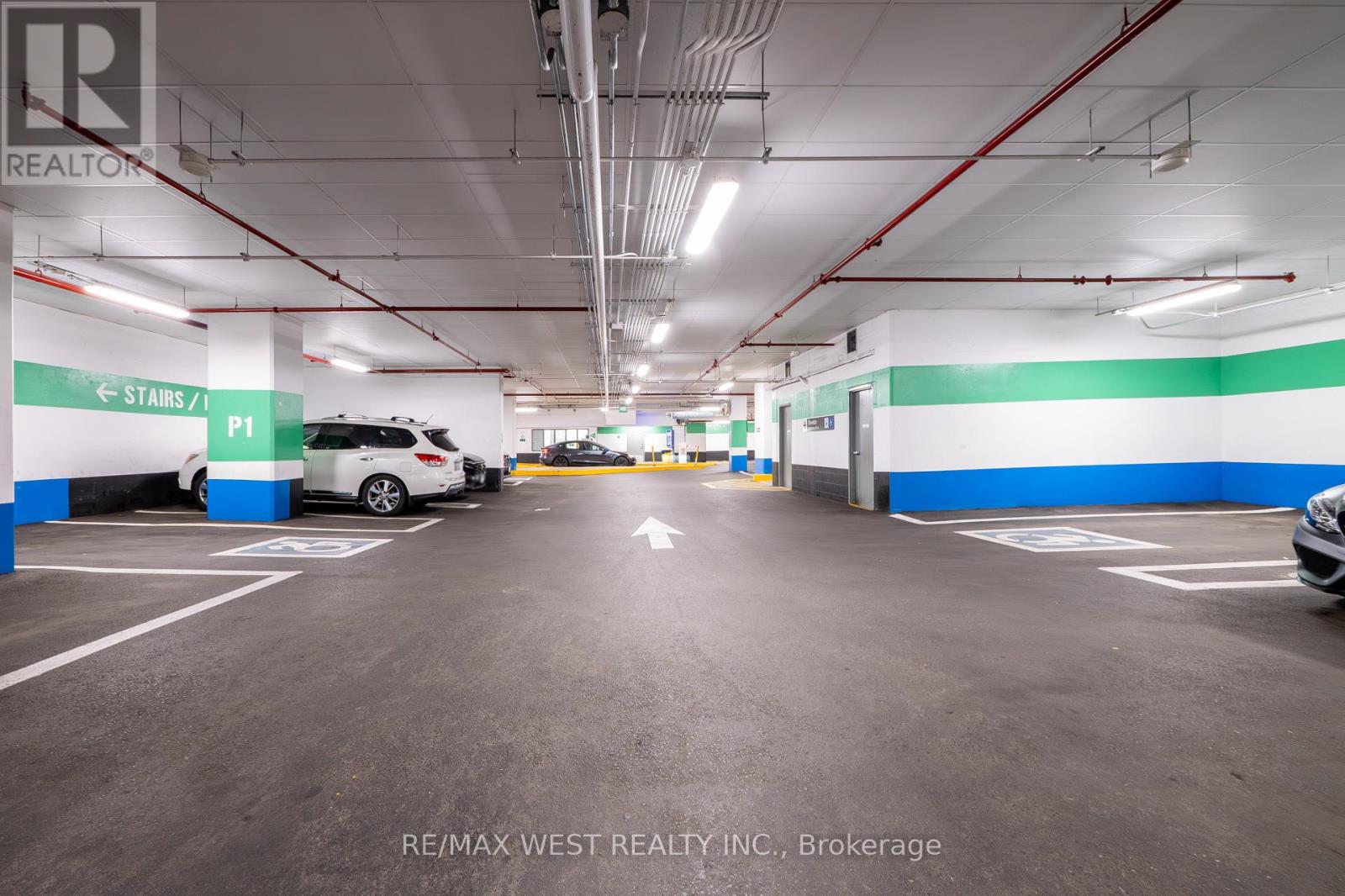 921 Bay St. Street, Toronto, Ontario  M5S 3L6 - Photo 41 - C12455553